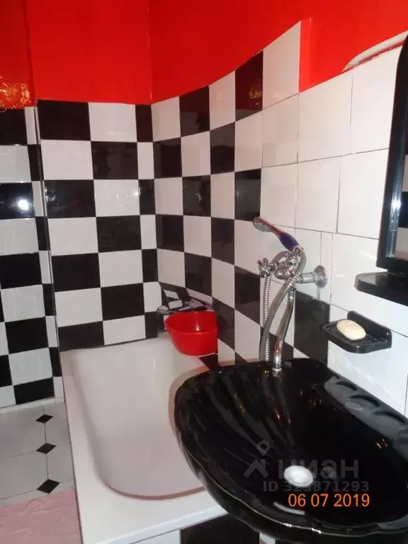 1-к кв. Крым, Ялта ул. Дмитриева, 5 (35.0 м) - Фото 1