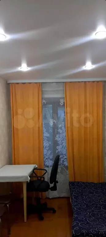 Комната 12 м в 4-к., 4/4 эт. - Фото 1
