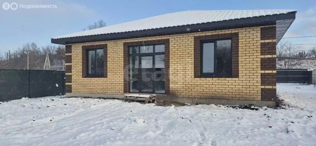 Дом в село Жуково, Широкая улица (90 м) - Фото 1