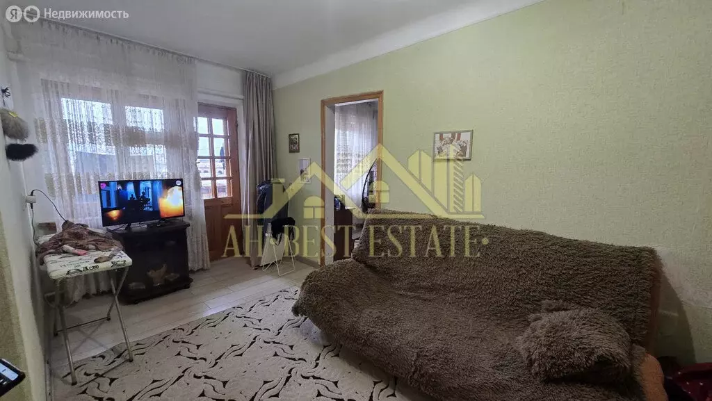 2-комнатная квартира: Владикавказ, улица Пожарского, 4 (42 м) - Фото 1