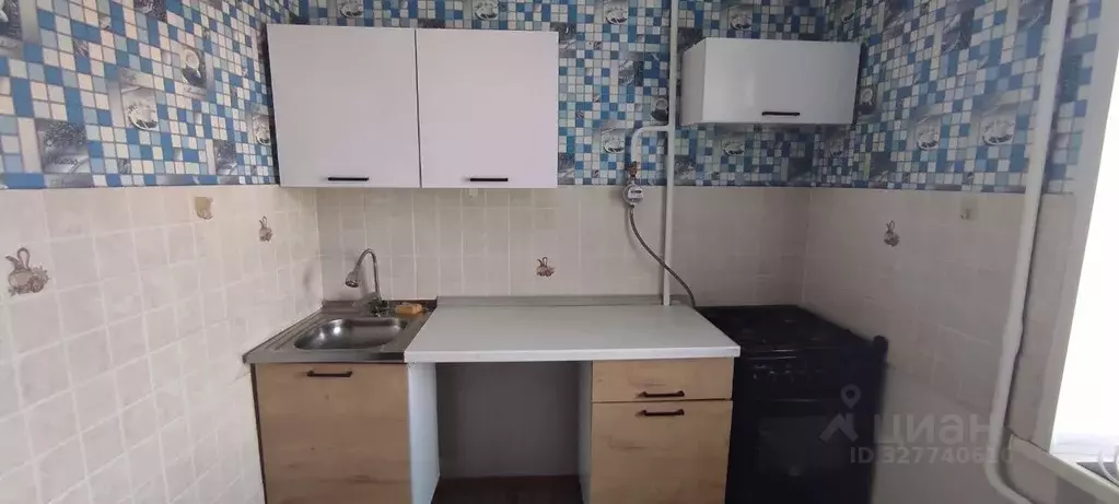 1-к кв. Псковская область, Великие Луки Рабочая ул., 5 (32.0 м) - Фото 1