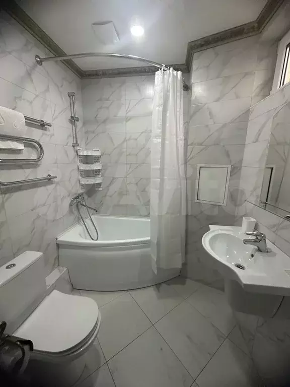 Комната 25 м, 1/3 эт. - Фото 1