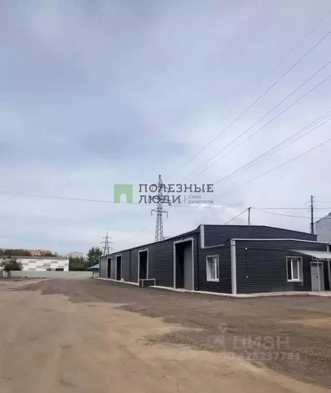 Производственное помещение в Красноярский край, Красноярск Парашютная ... - Фото 1