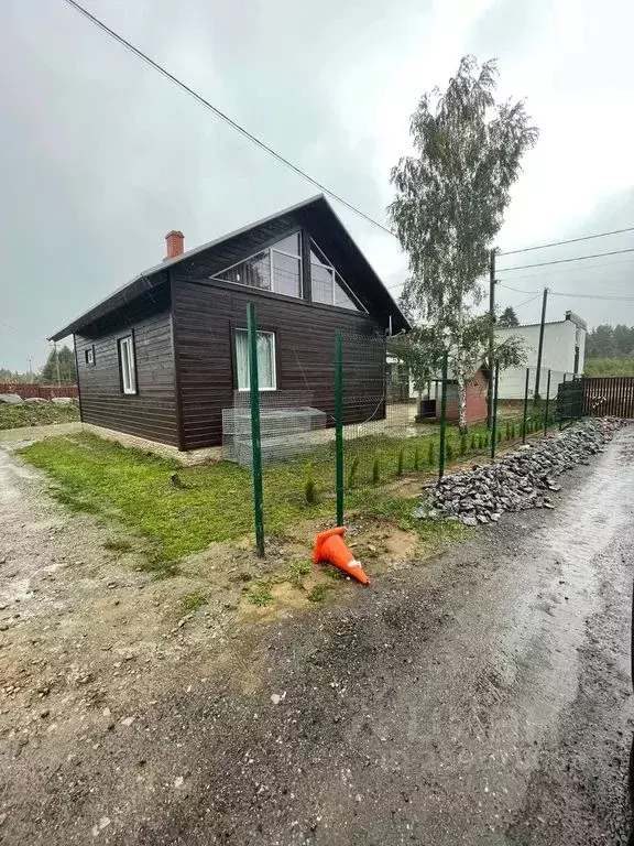 Дом в Ленинградская область, Приозерский район, Сосновское с/пос, д. ... - Фото 0