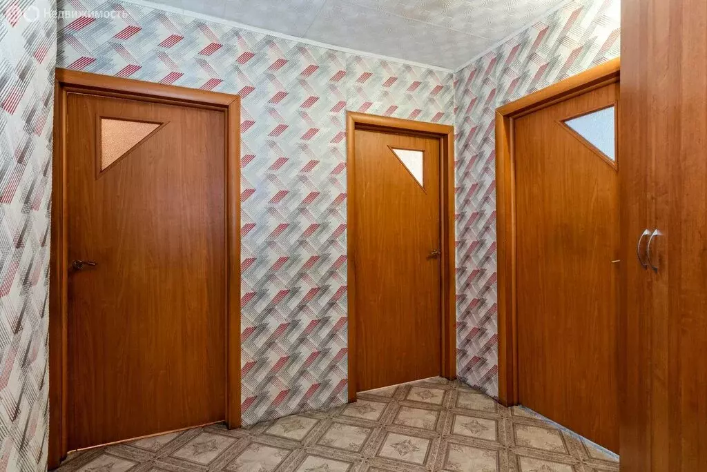 3-комнатная квартира: Новокузнецк, улица Тореза, 111 (60.5 м) - Фото 0