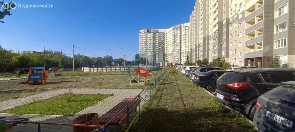 3-комнатная квартира: оренбург, улица мира, 3/1 (85.4 м) - Фото 1