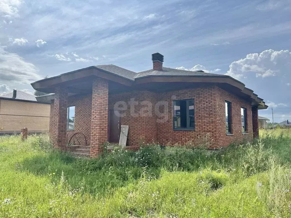 Дом в Башкортостан, Уфимский район, Русско-Юрмашский сельсовет, д. ... - Фото 0