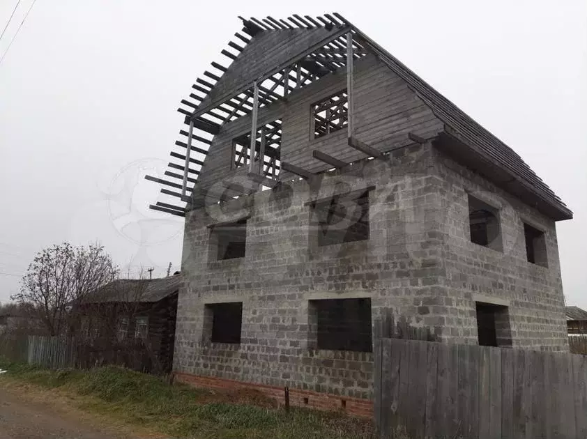 Дом 150 м на участке 10 сот. - Фото 1