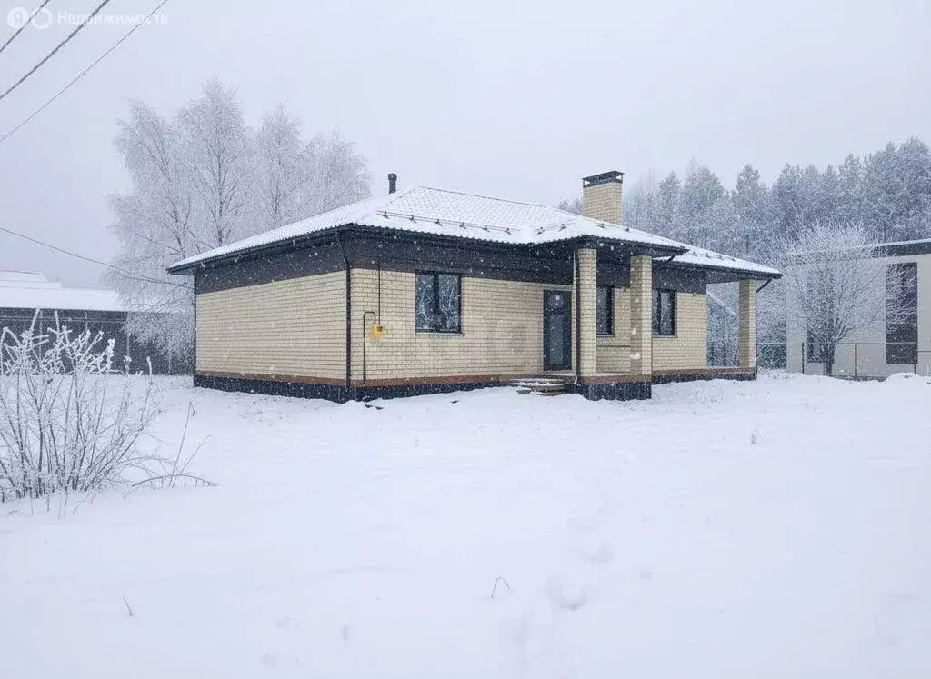 Дом в село Семиозёрка, улица Ахманова (140 м) - Фото 2