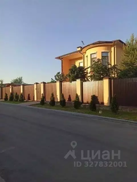 Коттедж в Москва д. Большое Свинорье, Черничные Поля кп, проезд ... - Фото 1