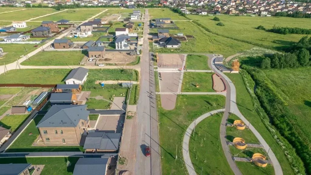 Участок в Ленинградская область, Гатчинский муниципальный округ, д. ... - Фото 1