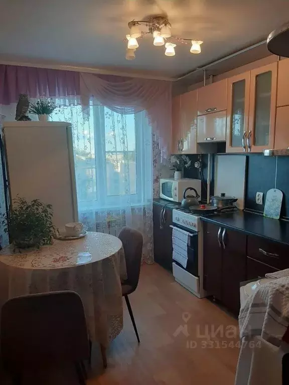 3-к кв. Нижегородская область, Бор ул. Фрунзе, 93 (63.3 м) - Фото 1