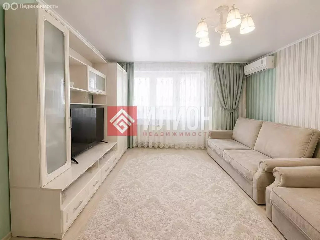 3-комнатная квартира: Севастополь, улица Комбрига Потапова, 21 (73 м) - Фото 2