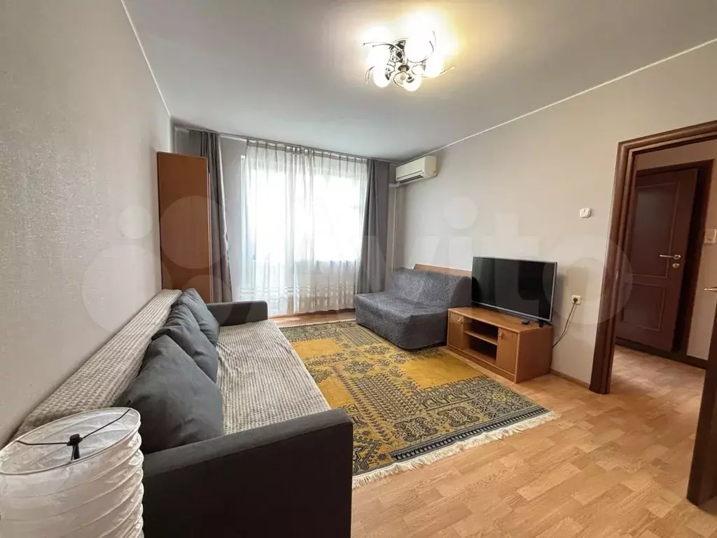 1-к. квартира, 38 м, 13/17 эт. - Фото 0