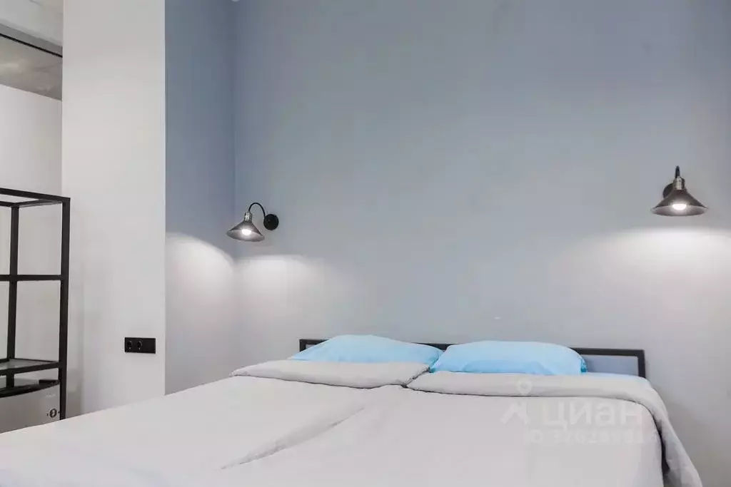 Комната Омская область, Омск наб. Иртышская, 31 - Фото 1