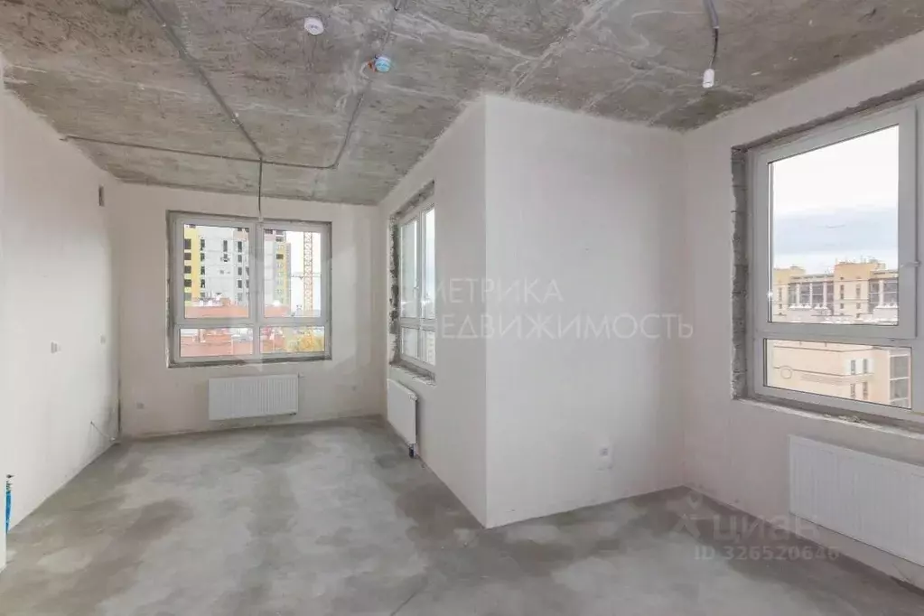 2-к кв. Тюменская область, Тюмень ул. Евгения Войнова, 7 (81.2 м) - Фото 1