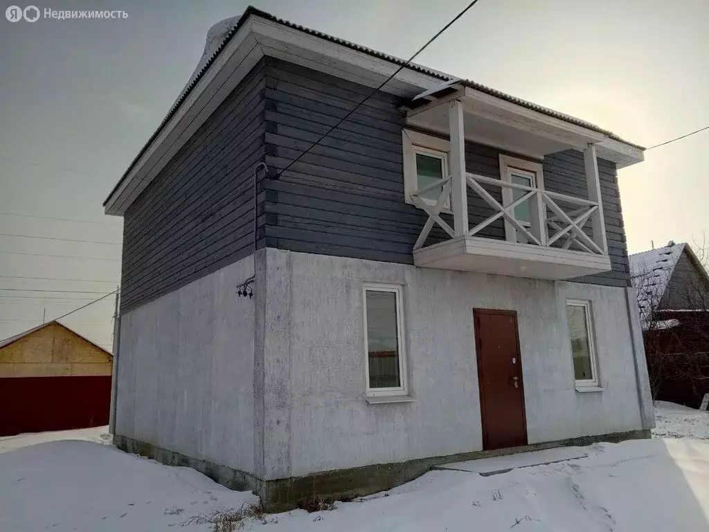 Дом в село Хомутово, Солнечная улица (180 м) - Фото 1