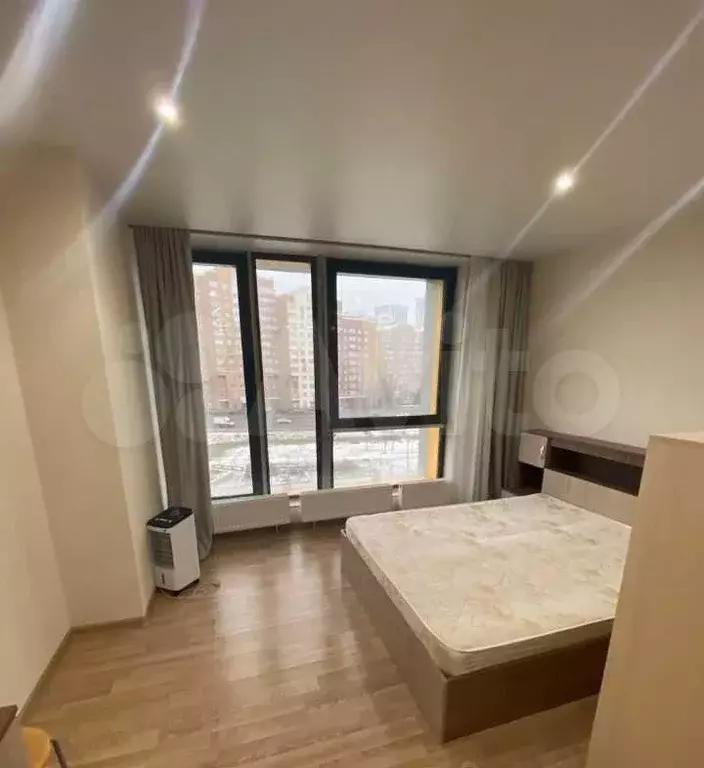 1-к. квартира, 35 м, 4/15 эт. - Фото 0