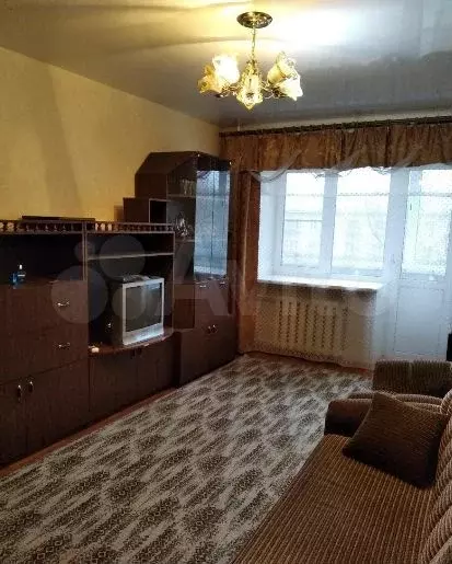 1-к. квартира, 32 м, 4/5 эт. - Фото 0