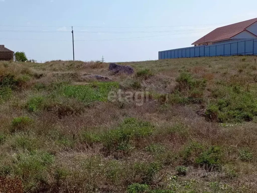 Участок в Крым, Сакский район, с. Суворовское ул. Суворовская, 1А (8.0 ... - Фото 0