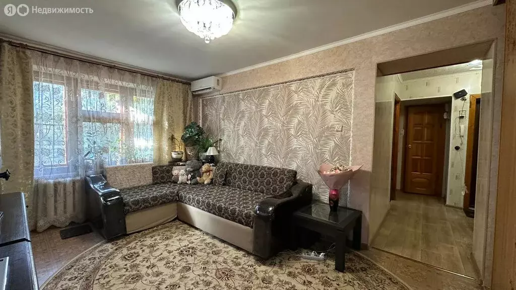 4-комнатная квартира: Астрахань, Красноармейская улица, 27 (58 м) - Фото 2