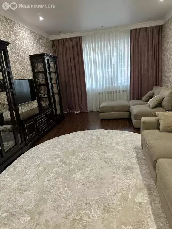 3-комнатная квартира: Нальчик, улица Героя России Т.М. Тамазова, 7к1 ... - Фото 1