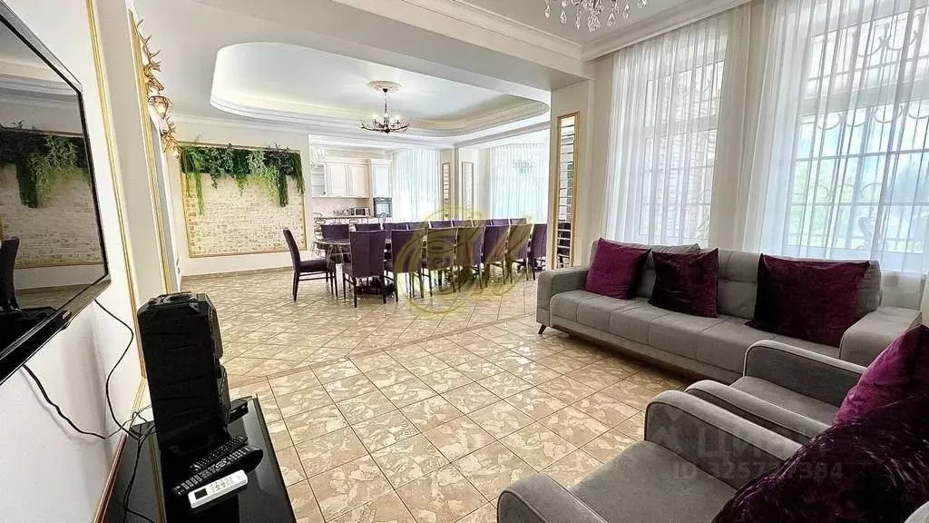 Дом в Московская область, Красногорск городской округ, с. ... - Фото 1