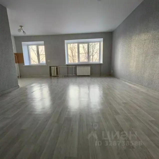 Студия Омская область, Омск ул. Красный Путь, 127 (30.2 м) - Фото 1