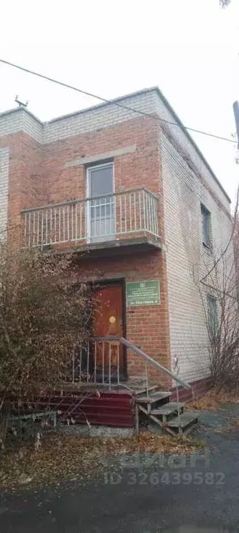 Помещение свободного назначения в Курганская область, с. Половинное ... - Фото 1