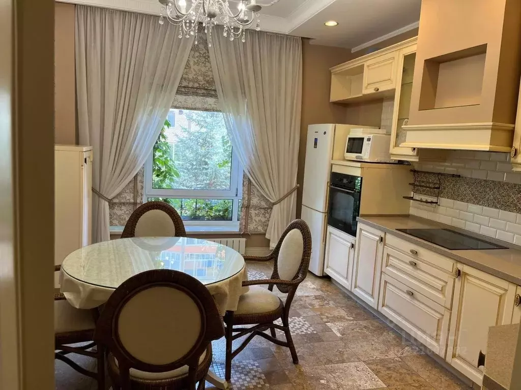 3-к кв. Московская область, Красногорск городской округ, д. Глухово ... - Фото 0