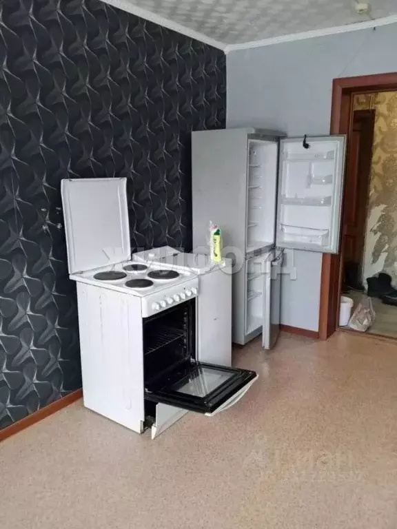 Комната Новосибирская область, Новосибирск Северный мкр, ул. ... - Фото 1