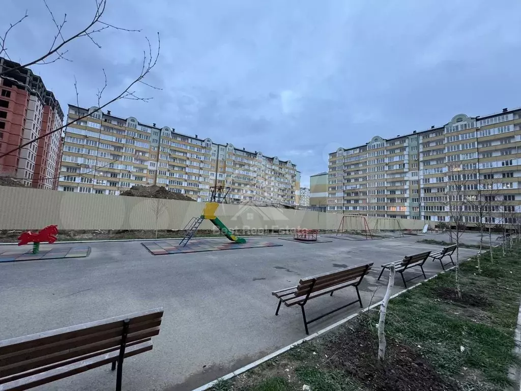 1-к. квартира, 50 м, 1/10 эт. - Фото 1