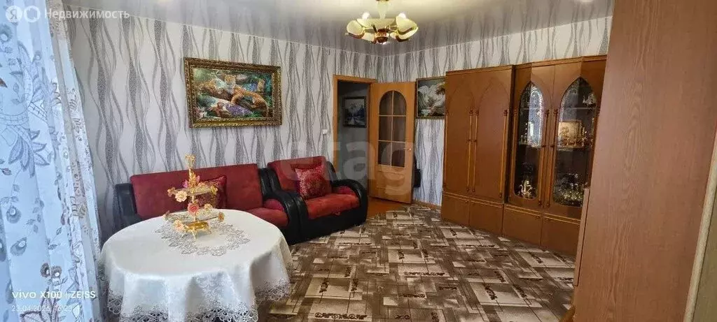 Дом в Любинский район, рабочий посёлок Красный Яр, Комсомольская улица ... - Фото 1