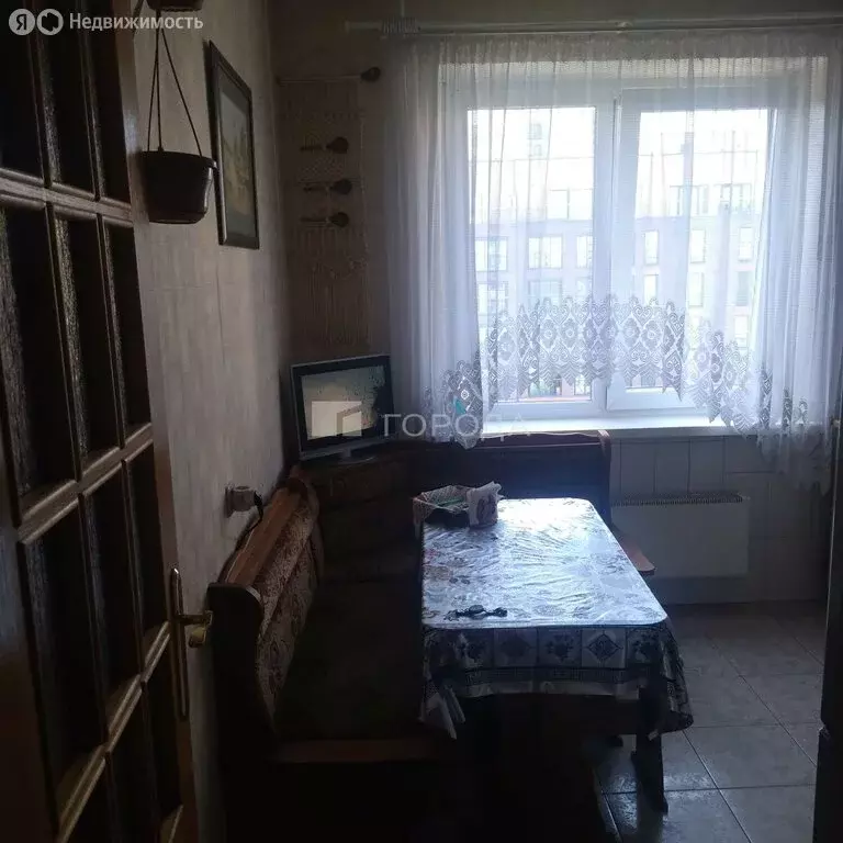 3-комнатная квартира: Новосибирск, улица Сакко и Ванцетти, 42 (65.4 м) - Фото 1