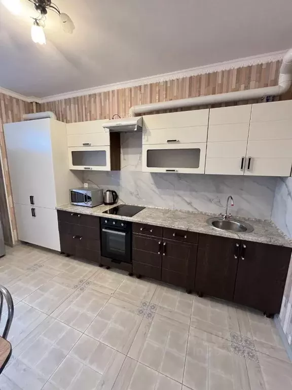 2-к кв. Астраханская область, Астрахань ул. Вагнера, 23 (80.0 м) - Фото 1