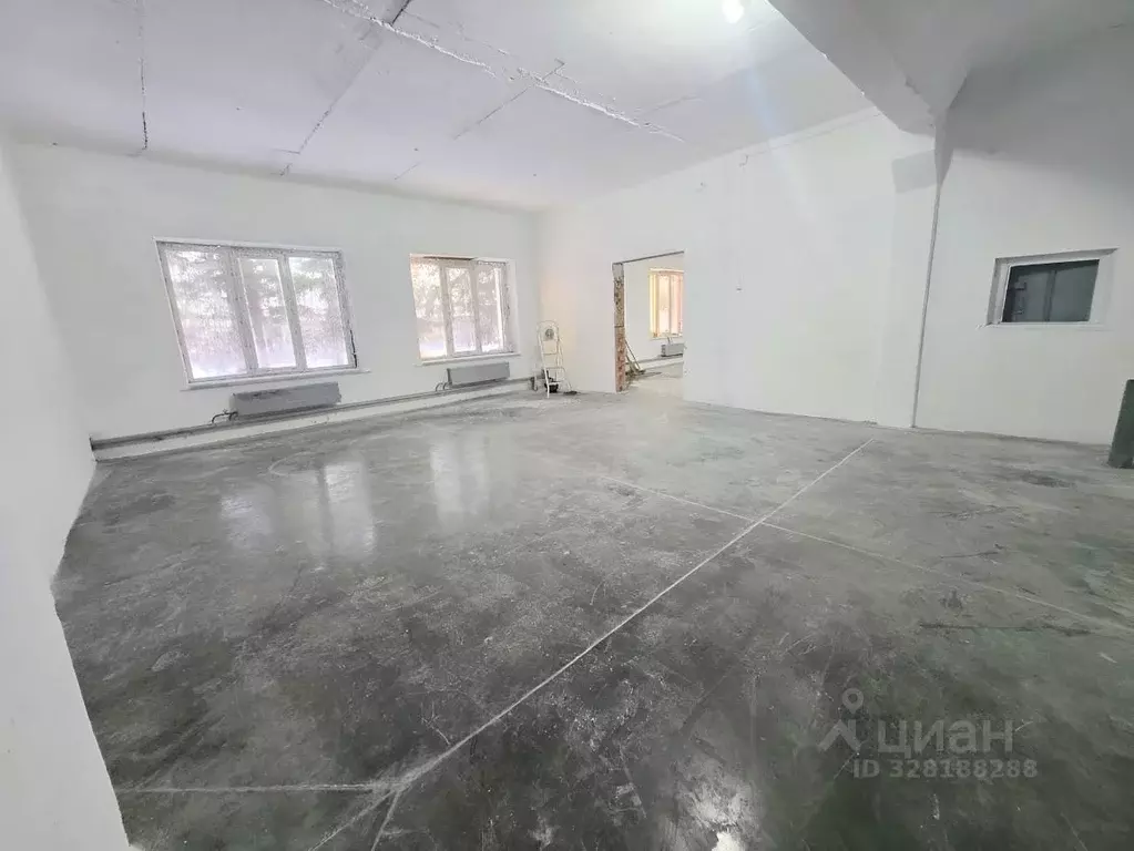 Помещение свободного назначения в Красноярский край, Красноярск ул. 26 ... - Фото 2