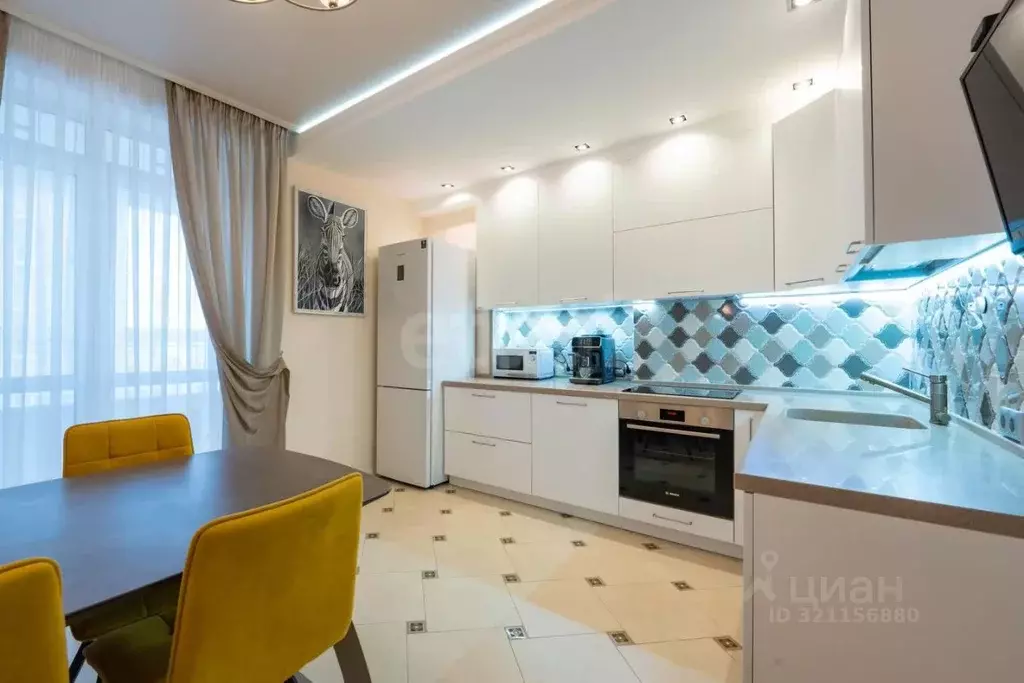 2-к кв. Пермский край, Пермь ул. Революции, 22 (61.5 м) - Фото 1