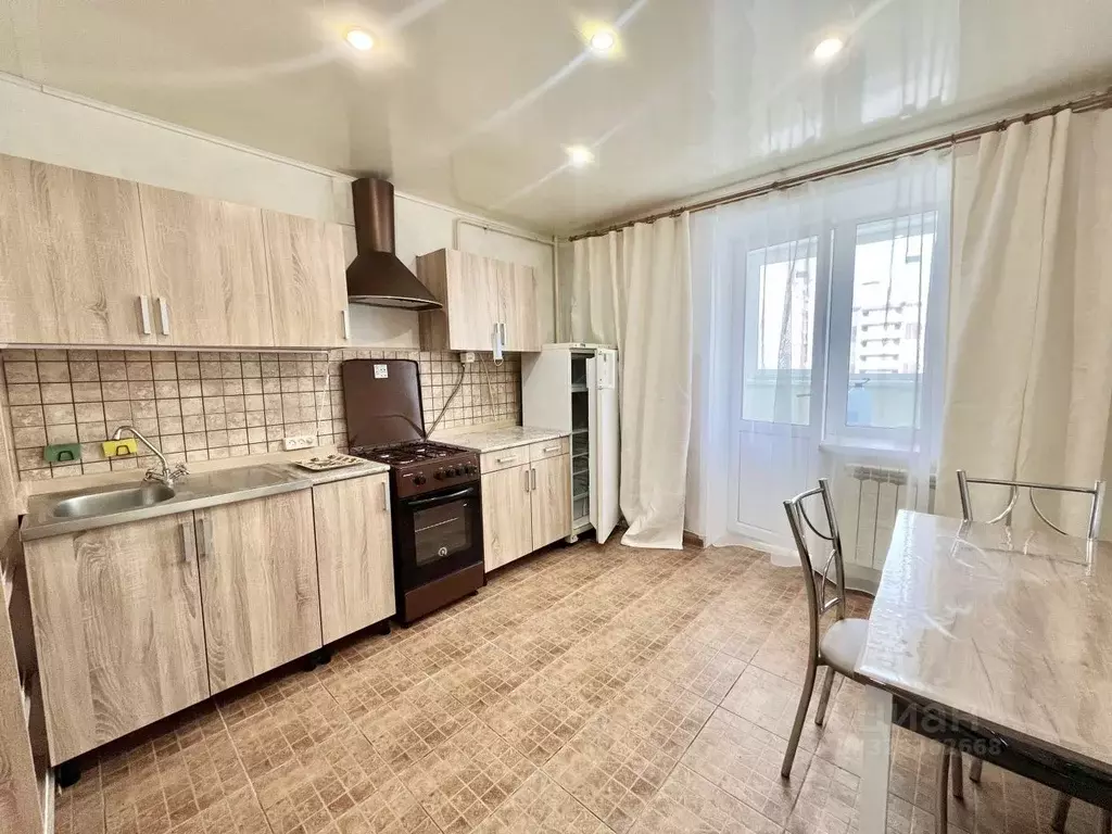 2-к кв. Брянская область, Брянск ул. Романа Брянского, 18 (60.0 м) - Фото 1