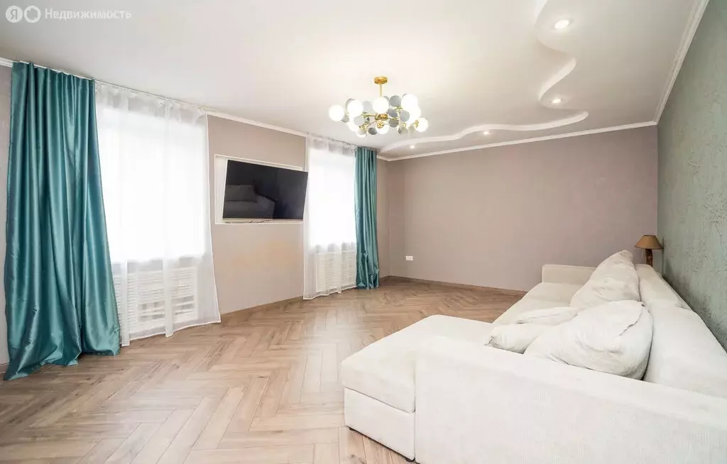 Дом в Челябинск, улица Шишкина, 11А (458 м) - Фото 1