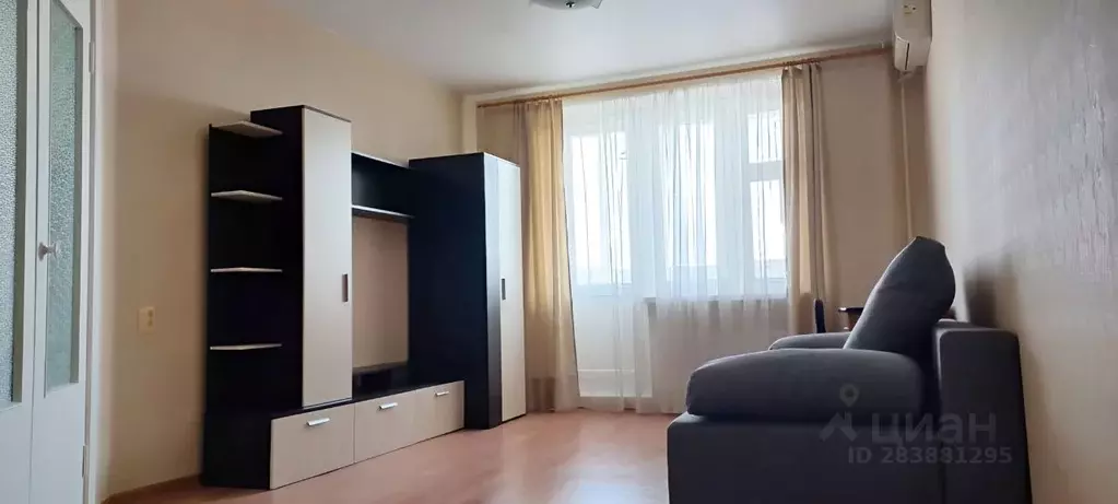 1-к кв. Волгоградская область, Волгоград ул. Таращанцев, 68а (40.0 м) - Фото 0