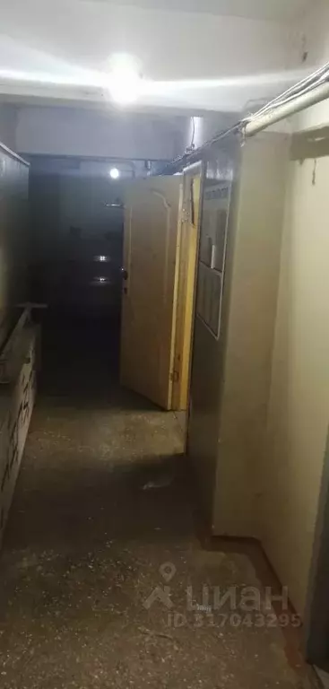 Помещение свободного назначения в Коми, Воркута ул. Гагарина, 13 (54 ... - Фото 0