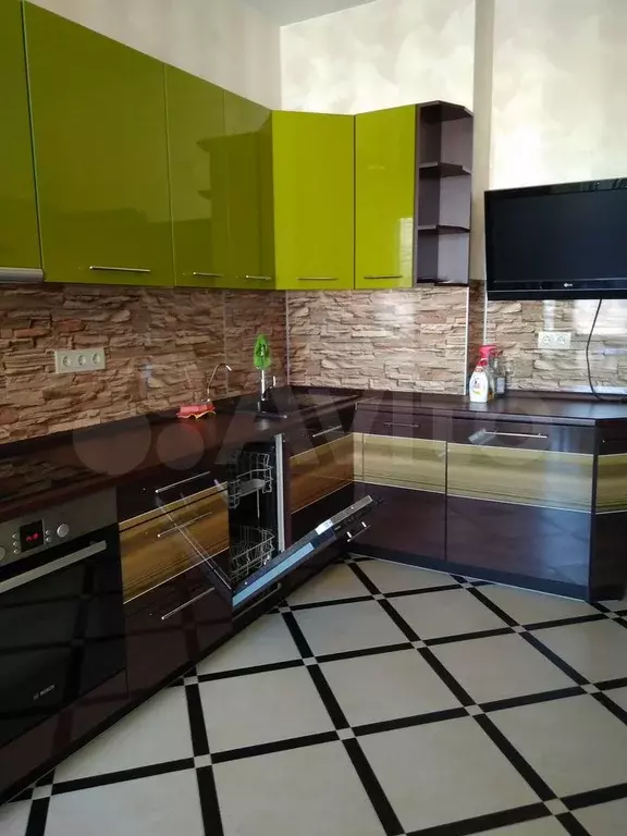 2-к. квартира, 62 м, 7/9 эт. - Фото 1