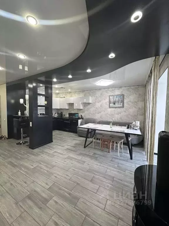 4-к кв. Омская область, Омский район муниципальный округ, пос. ... - Фото 1