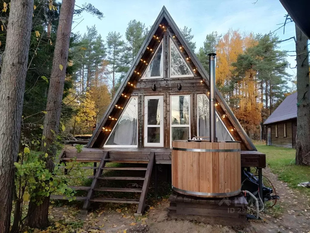 Дом в Карелия, Питкярантский муниципальный округ, д. Ууксу ул. ... - Фото 1