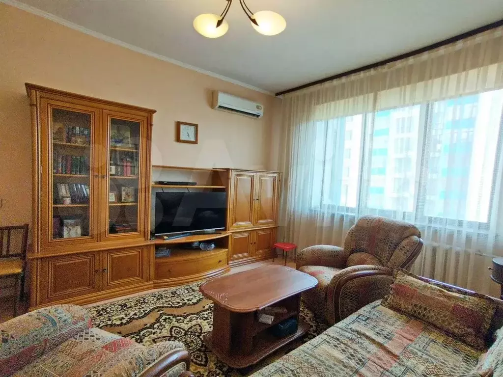 1-к. квартира, 45,1 м, 4/7 эт. - Фото 1