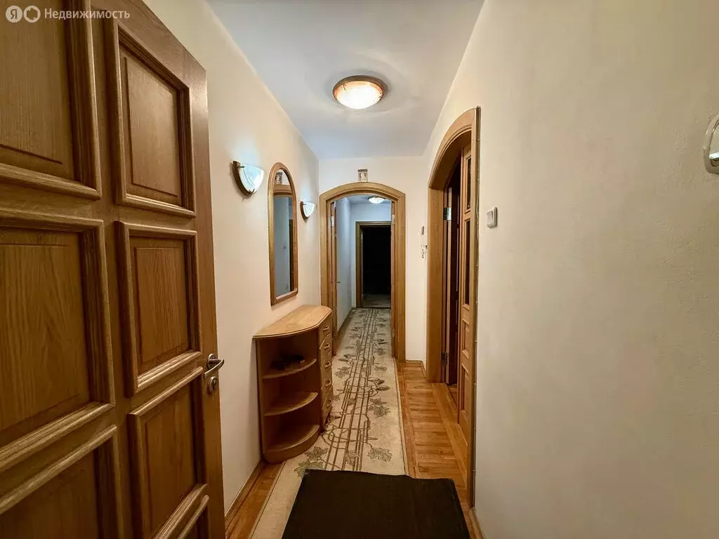 3-комнатная квартира: Ялта, улица Кривошты, 15 (72 м) - Фото 2