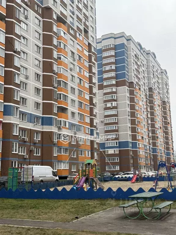 1-к кв. Брянская область, Брянск ул. Комарова, 59 (42.0 м) - Фото 1