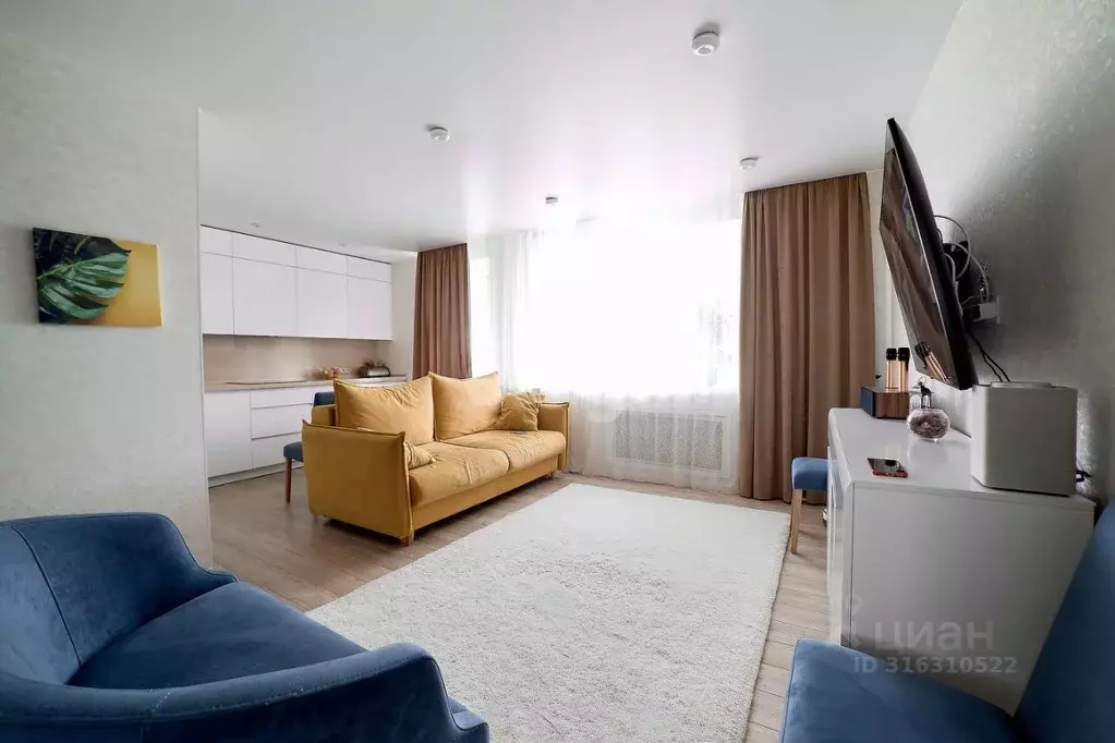 3-к кв. Томская область, Томск просп. Кирова, 32 (60.0 м) - Фото 0