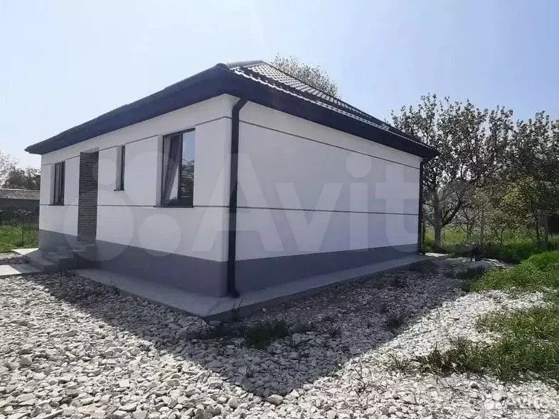 Дом 100 м на участке 4 сот. - Фото 0