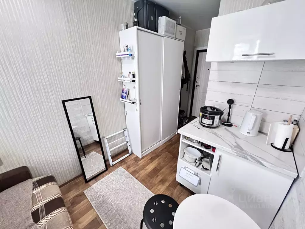 Студия Санкт-Петербург 11-я Красноармейская ул., 8 (12.9 м) - Фото 0